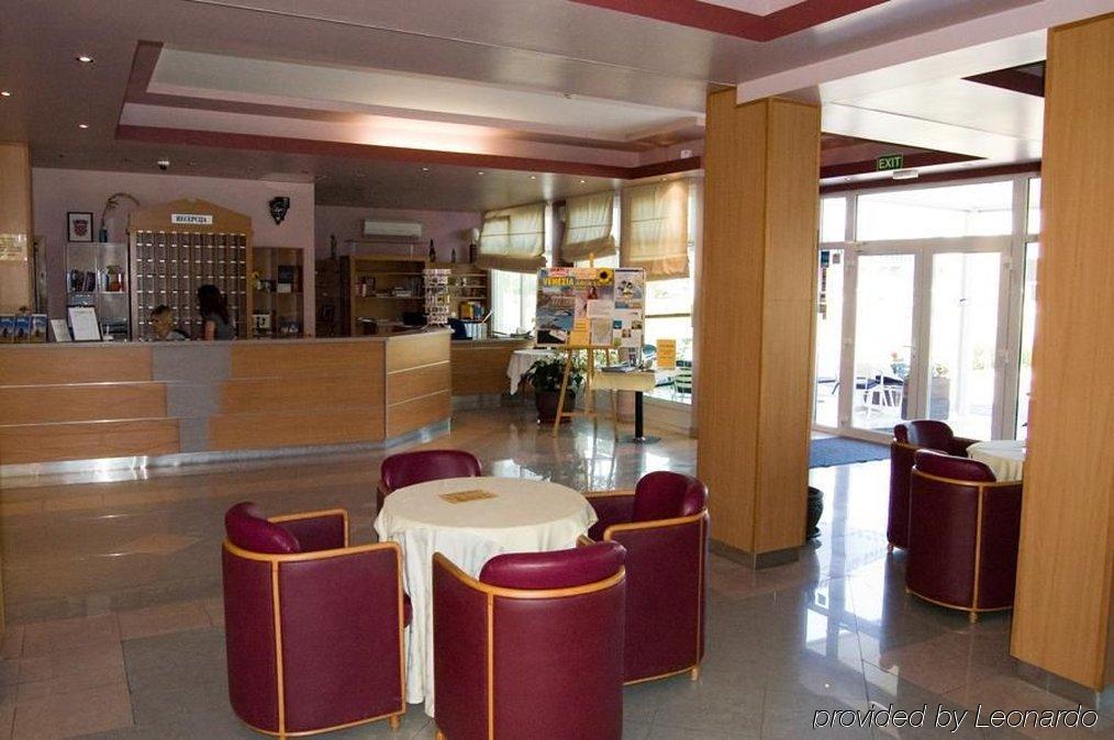 Hotel Arcus Residence メドゥリン エクステリア 写真