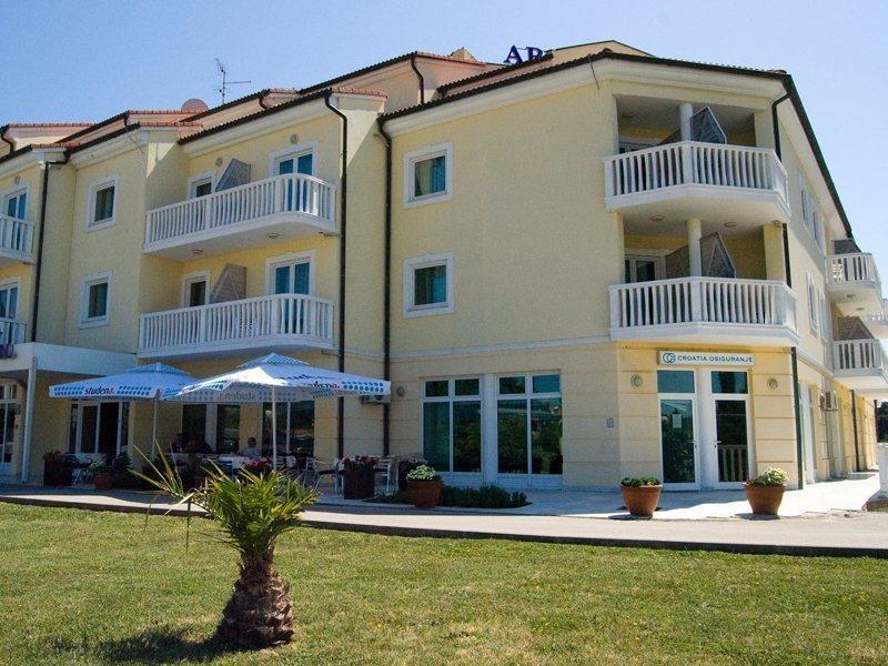 Hotel Arcus Residence メドゥリン エクステリア 写真