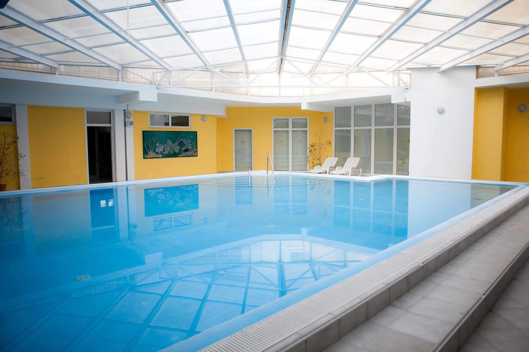 Hotel Arcus Residence メドゥリン エクステリア 写真
